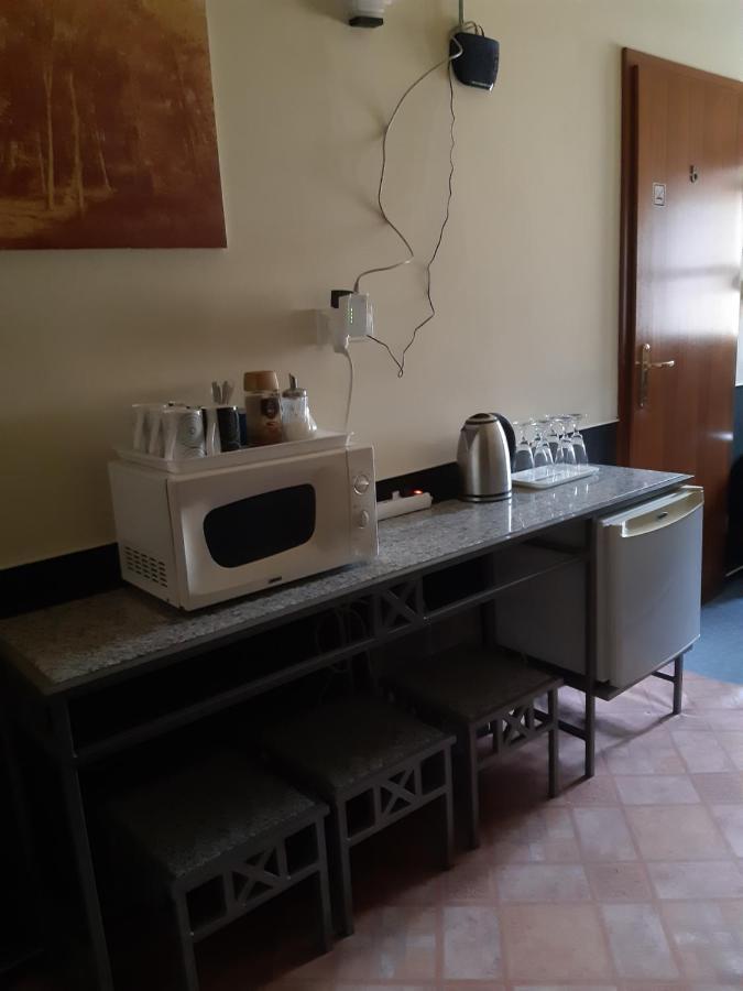Berg Toboz Panzio Hotel Pécs Eksteriør billede