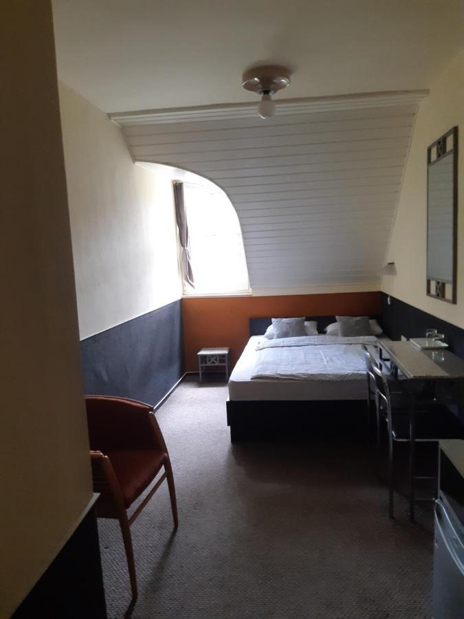 Berg Toboz Panzio Hotel Pécs Eksteriør billede